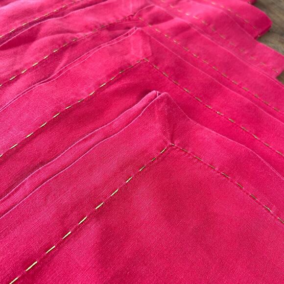 Kim Seybert Set of 12 Red Linen Napkins with Gold Running Stitch - Picture 4 of 7